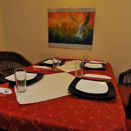 Family Hotel Prolet シュメン エクステリア 写真